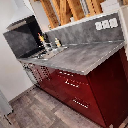 Joli Appartement T2 Agglo Troyes Sainte-Savine Eksteriør billede
