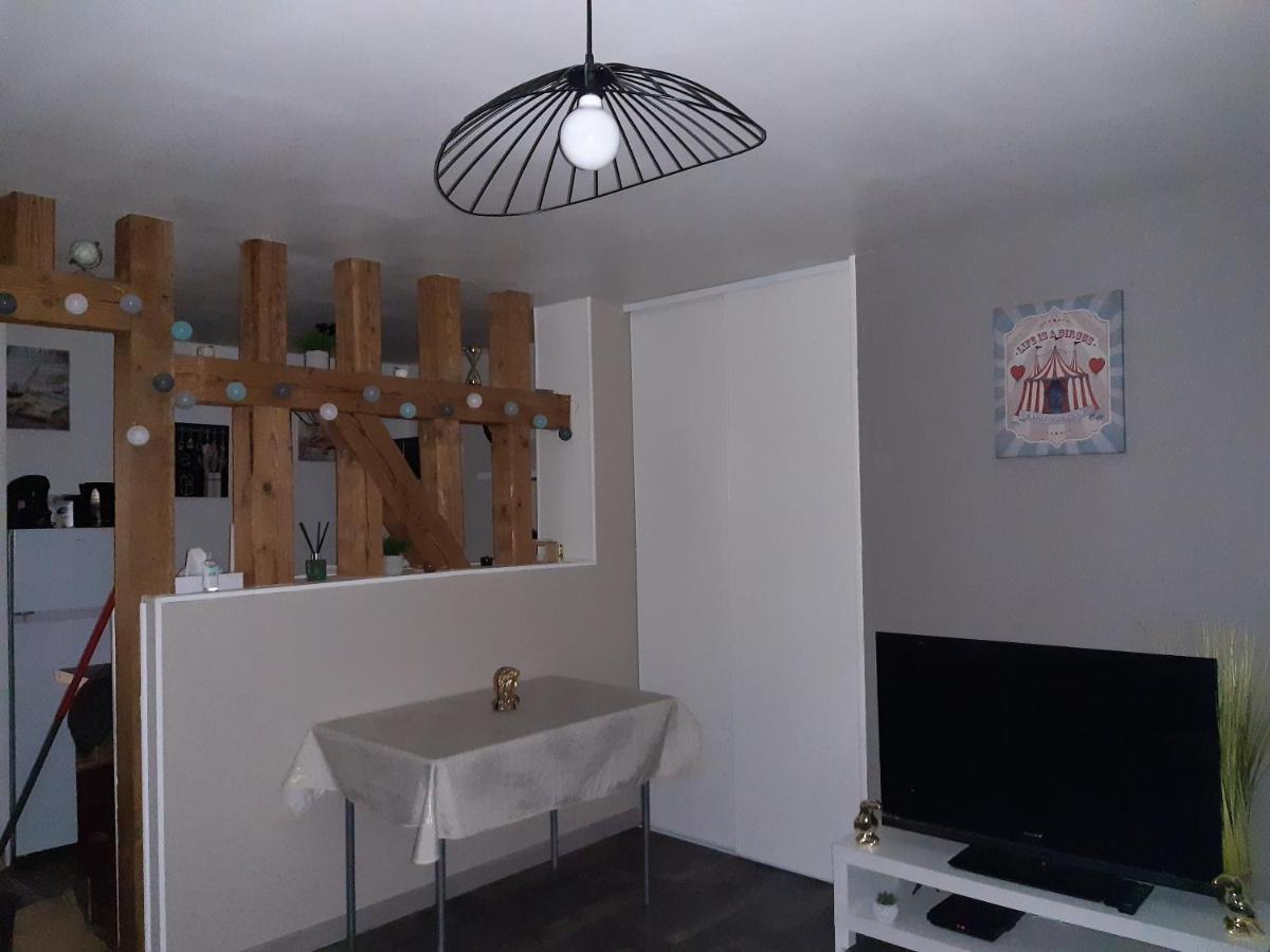 Joli Appartement T2 Agglo Troyes Sainte-Savine Eksteriør billede
